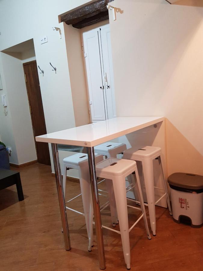 Magnifico Apartamento Tipo Duplex En Triana Севилья Экстерьер фото