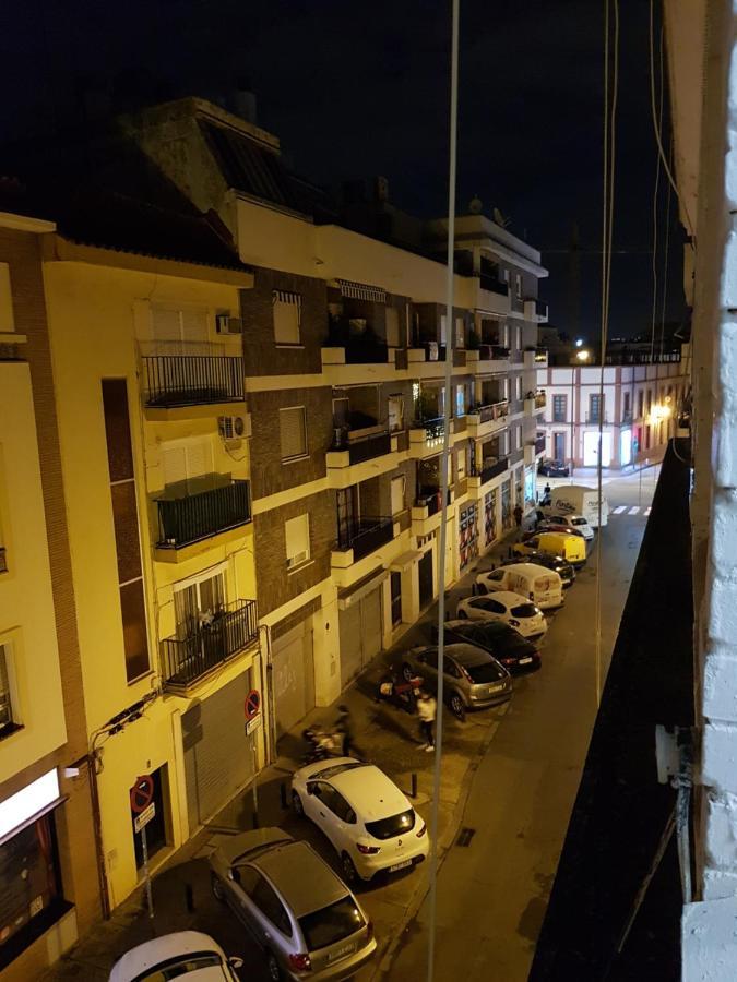 Magnifico Apartamento Tipo Duplex En Triana Севилья Экстерьер фото